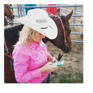 Meet your Posher, Nicole